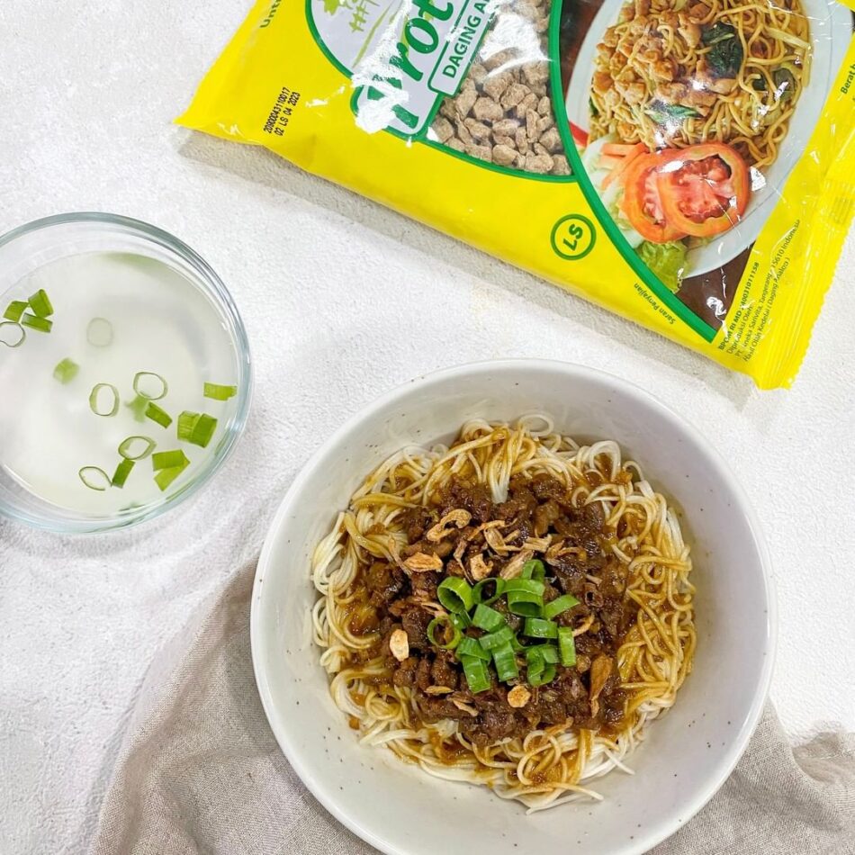 Misoa “Ayam” Kecap